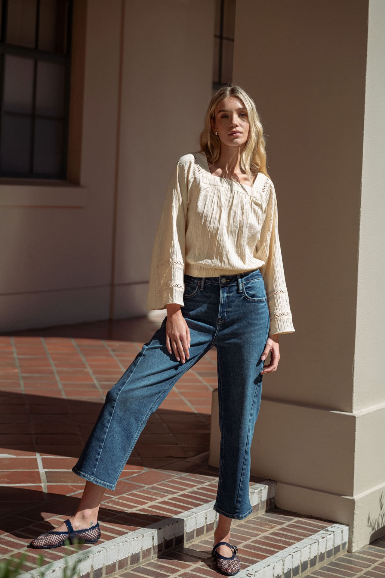 Dark Antique Wash Forward Seam Cropped Jean
