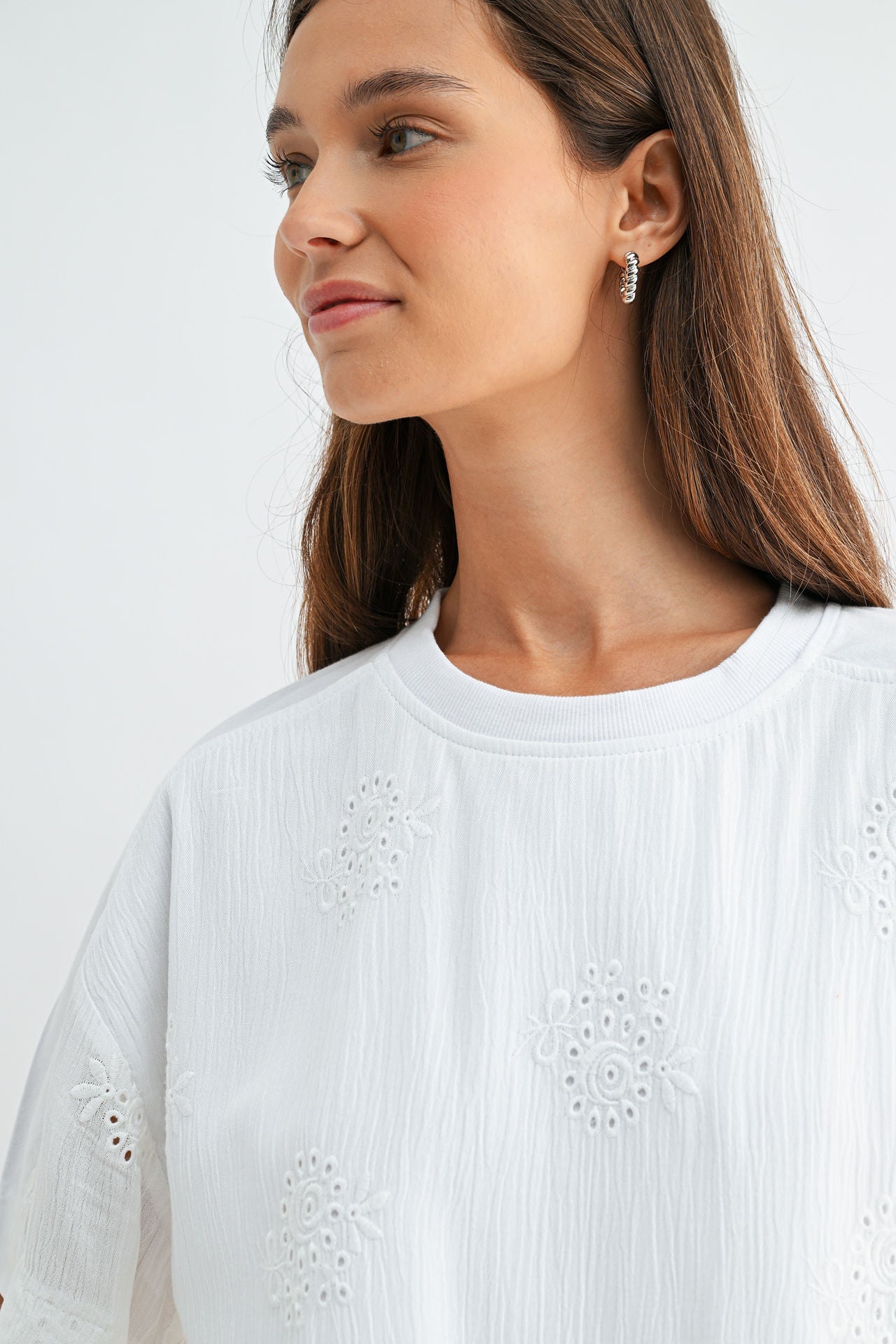 White Short Sleeve Crop T-Shirt