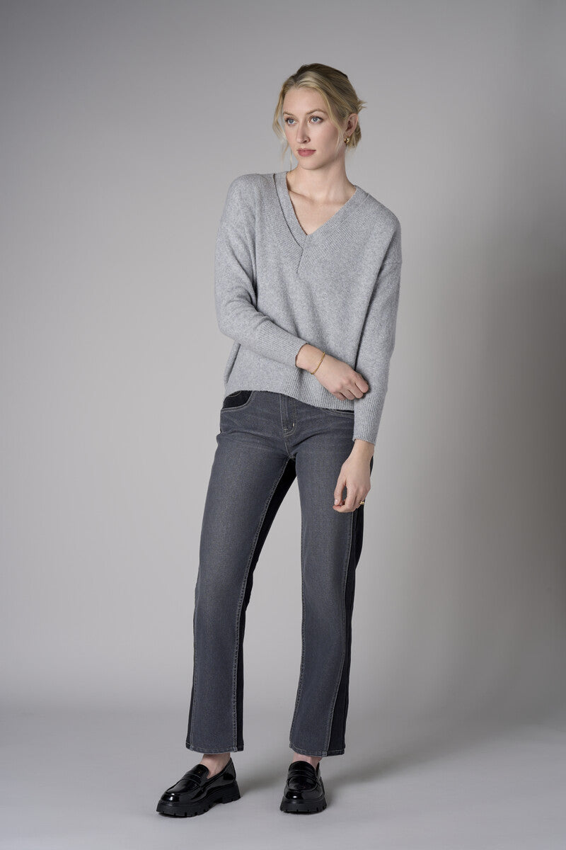 Gray Cite Long Sleeve Sweater