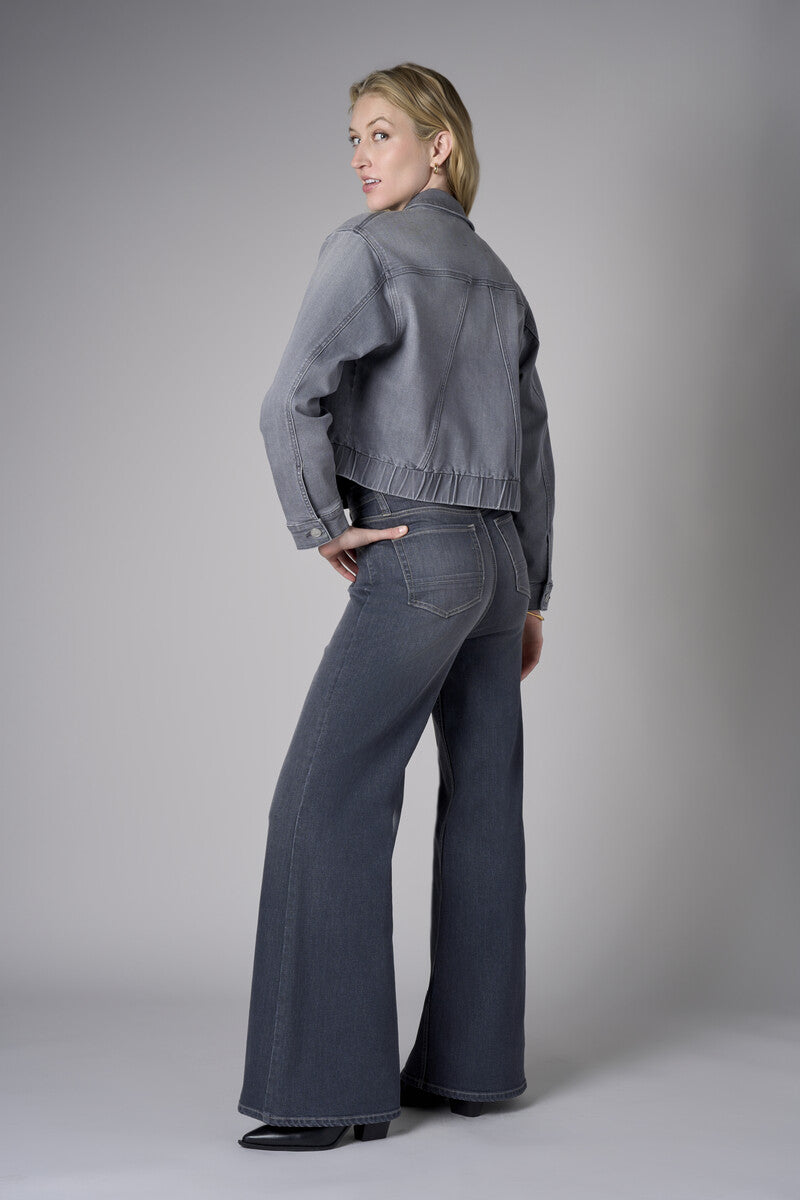 Redefine chic with the 'Gray Denim' Denim Bomber Jacket- Grey – the perfect finishing touch.