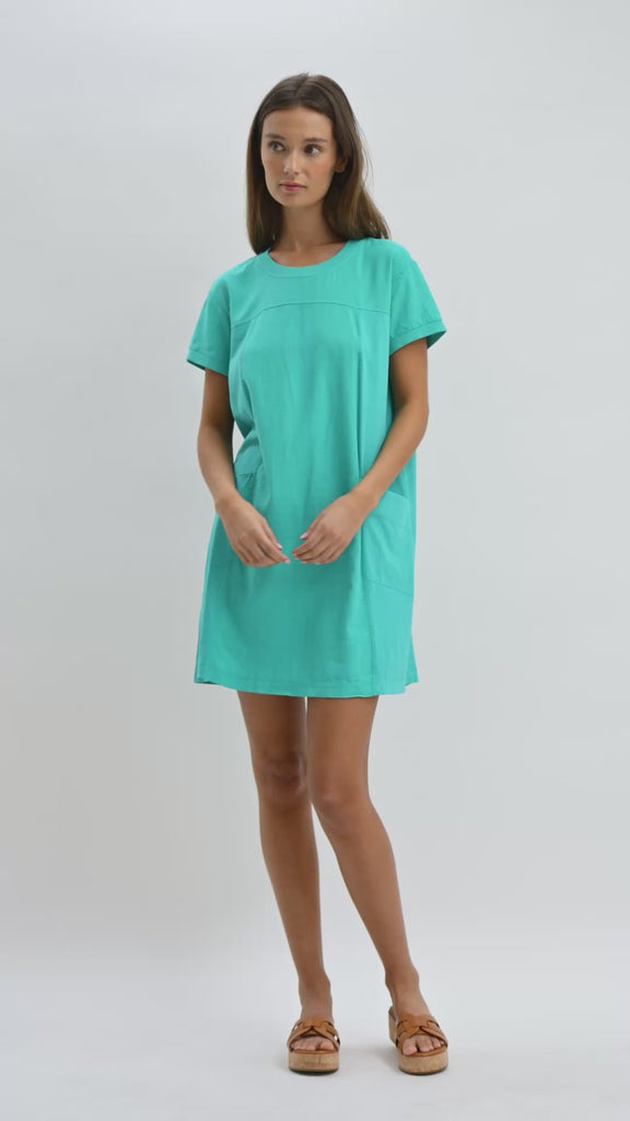 Kelly Short Sleeve Dress Video